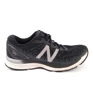 New Balance Womens size 7.5 880 V.9 running shoes